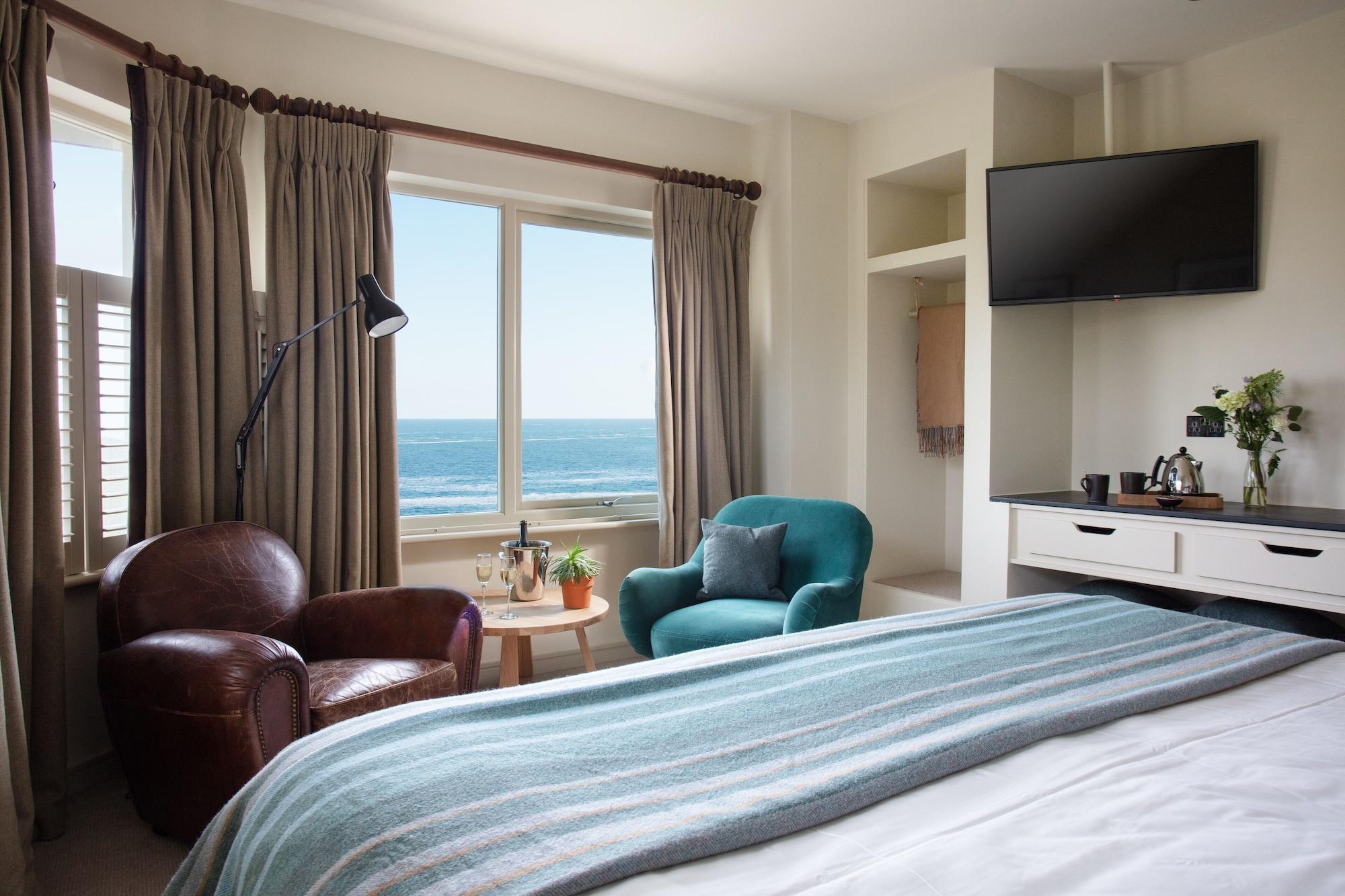 The Lewinnick Lodge New Quay Екстериор снимка