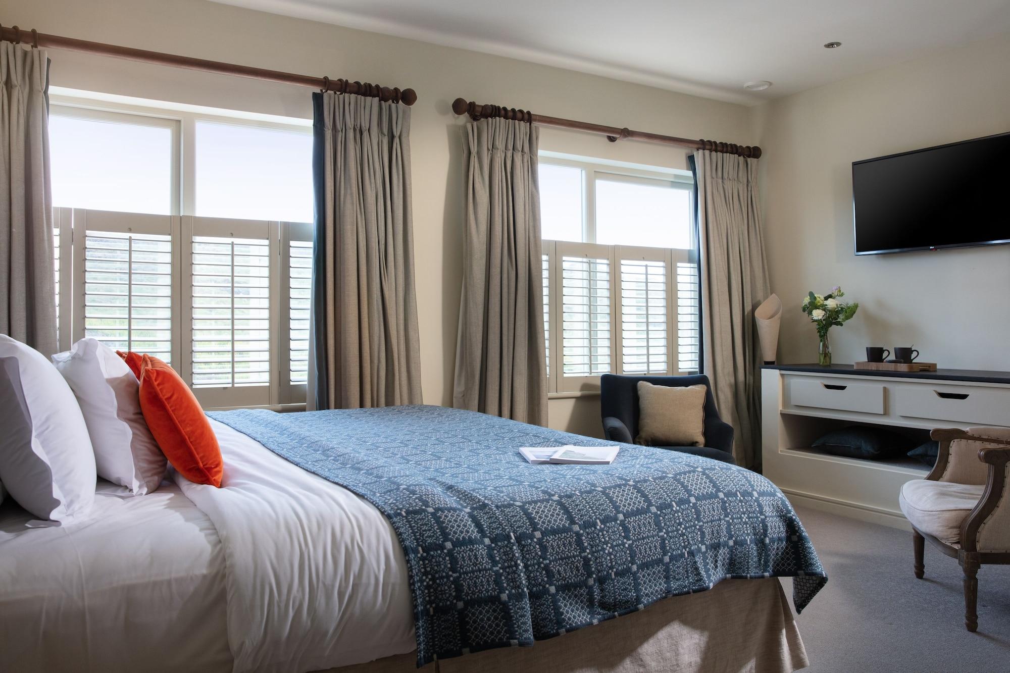 The Lewinnick Lodge New Quay Екстериор снимка